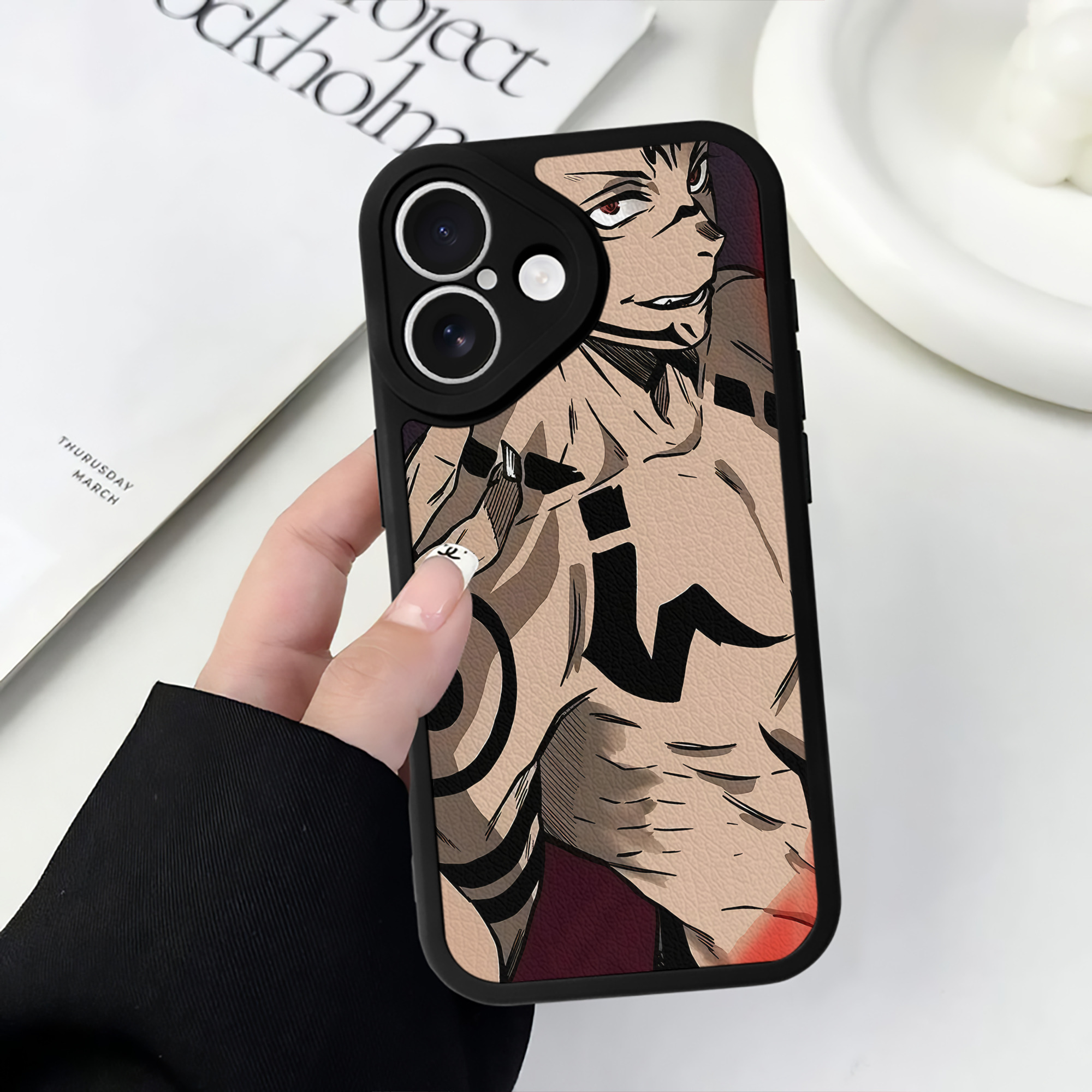 （画像用） 呪術廻戦 Jujutsu Kaisen 【iPhone 16シリーズ対応】シリコンスマホケース（レザー調） 材質：シリコン